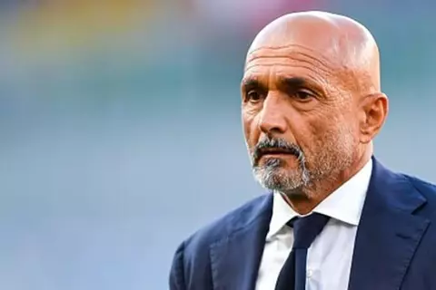 سباليتي: مواجهة ألمانيا لها سحر خاص.. وقد أحتاج لمهاجم بعد إصابة ريتيجي